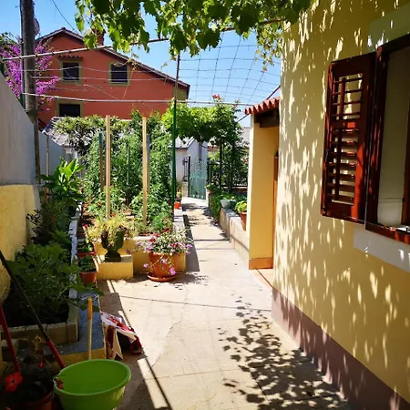 Zelina - One Bedroom With Terrace * Mali Lošinj